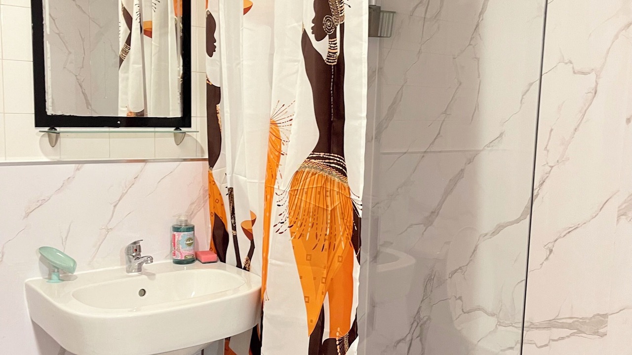 Photo of Bathroom in Redbridge