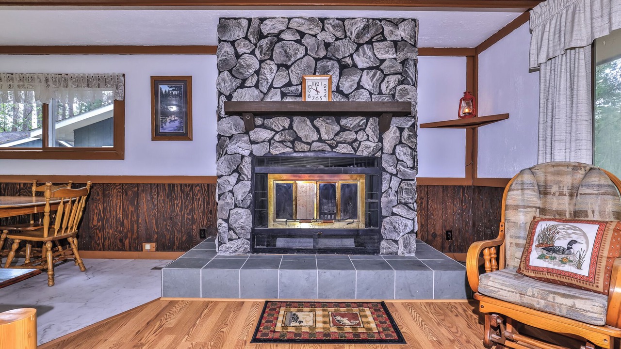 Photo of Others in Sayner