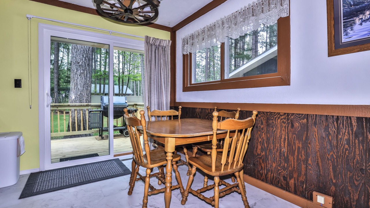 Photo of Others in Sayner