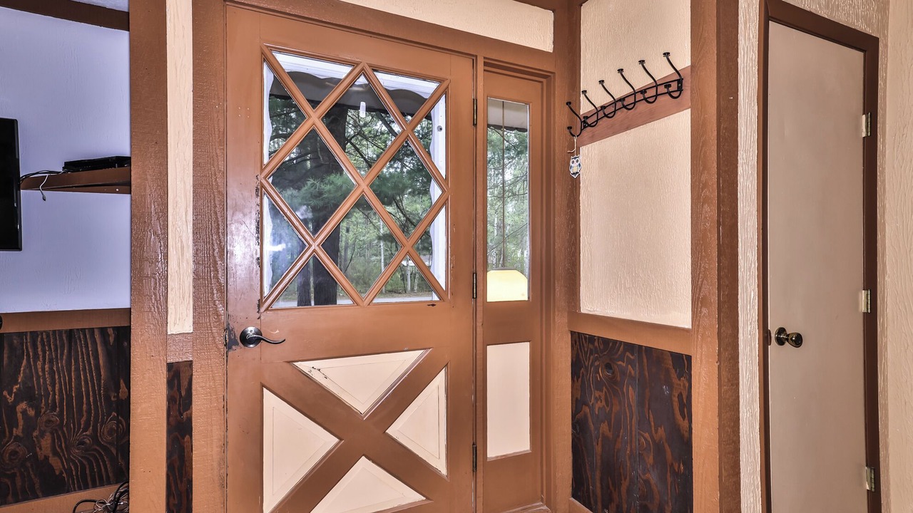 Photo of Others in Sayner