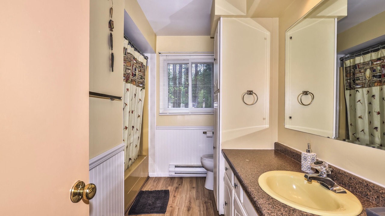 Photo of Bathroom in Sayner