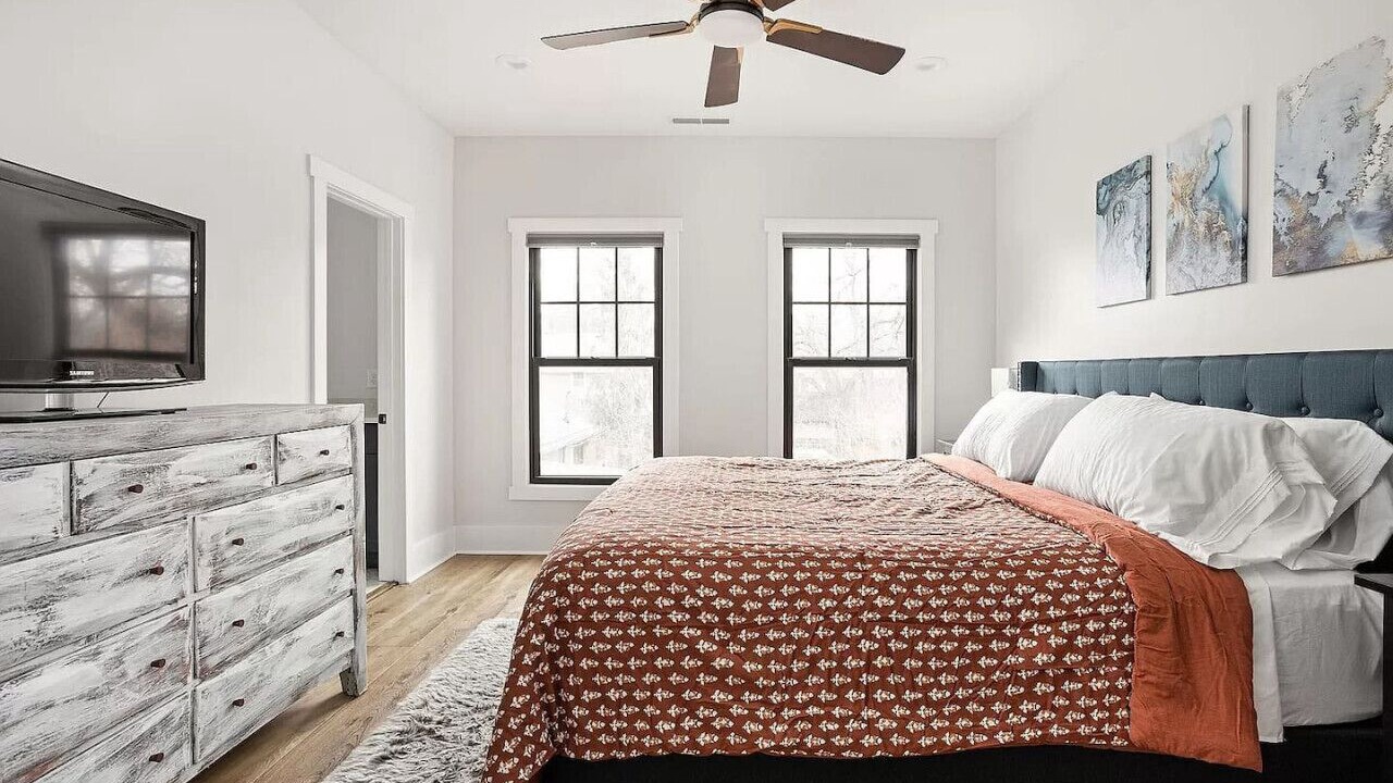 Photo of Bedroom in Meridian-Kessler