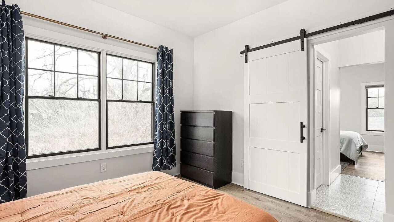 Photo of Bedroom in Meridian-Kessler
