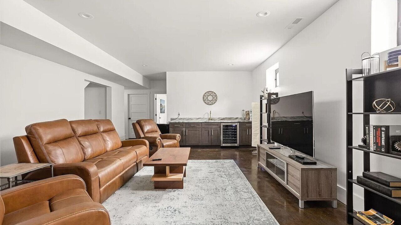 Photo of Livingroom in Meridian-Kessler