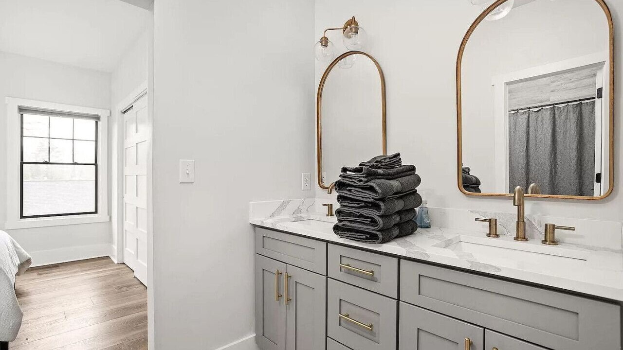 Photo of Bathroom in Meridian-Kessler