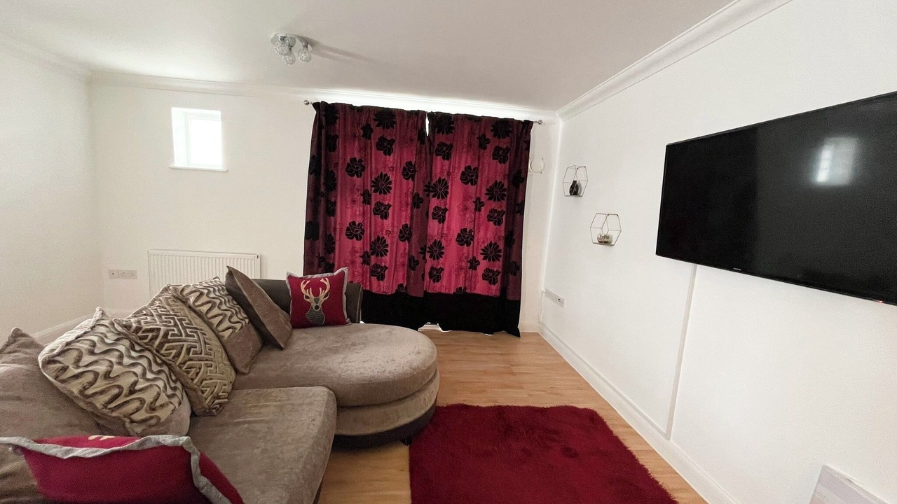 Photo of Livingroom in Alibon