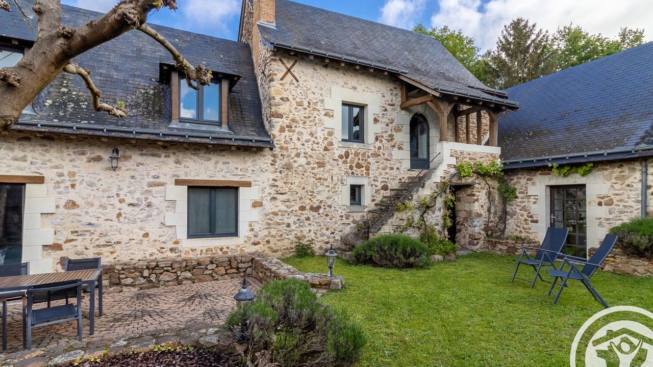 Photo of Outdoor in La Roche Foulques