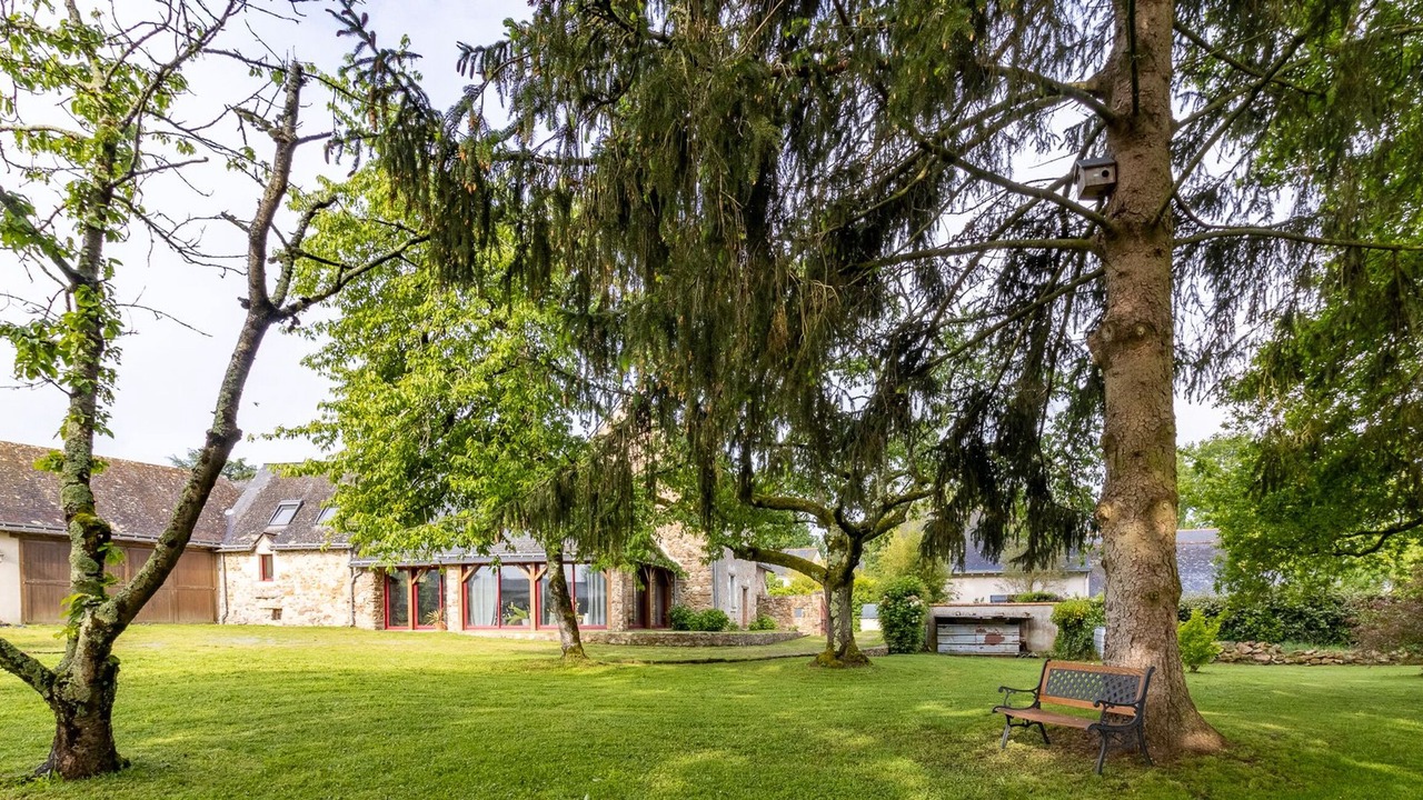 Photo of Outdoor in La Roche Foulques