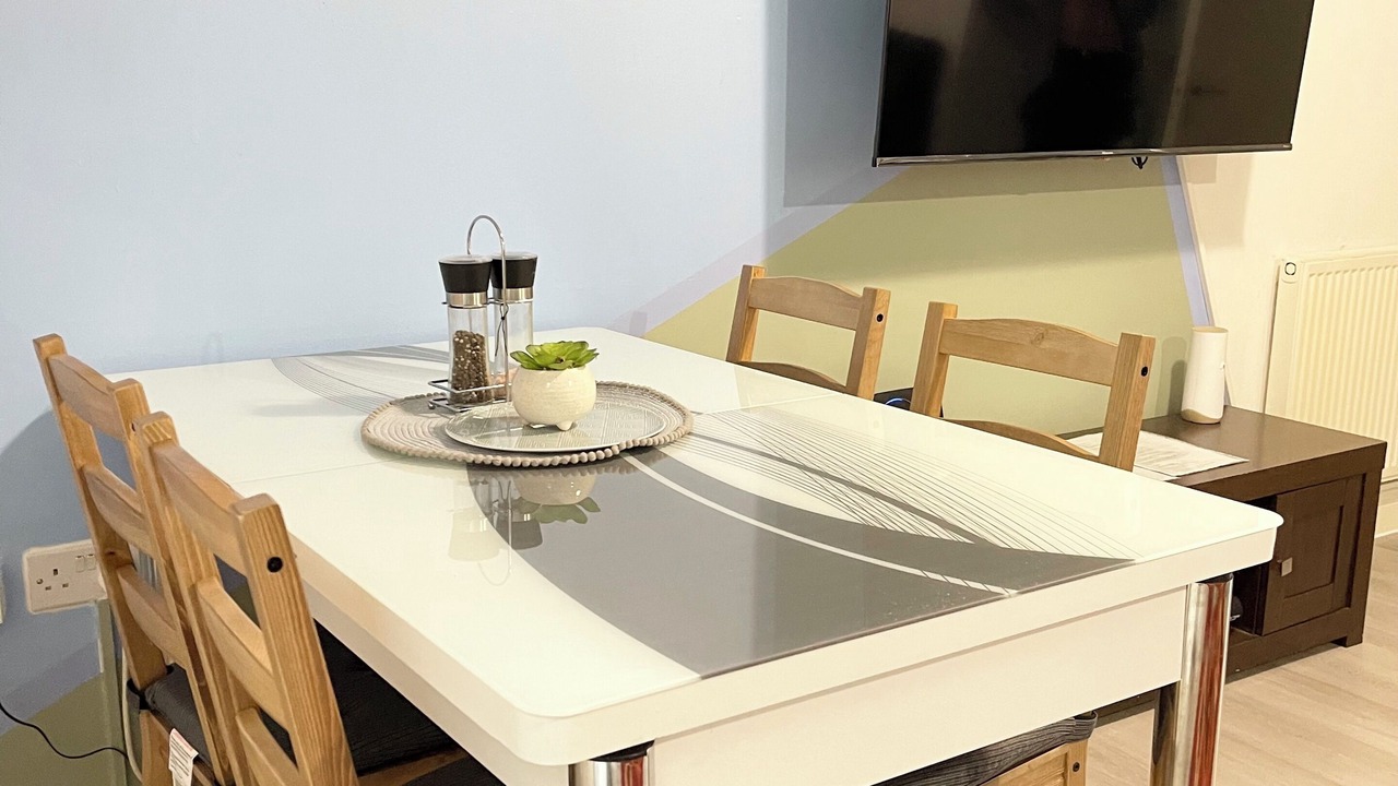 Photo of Others in Chadwell