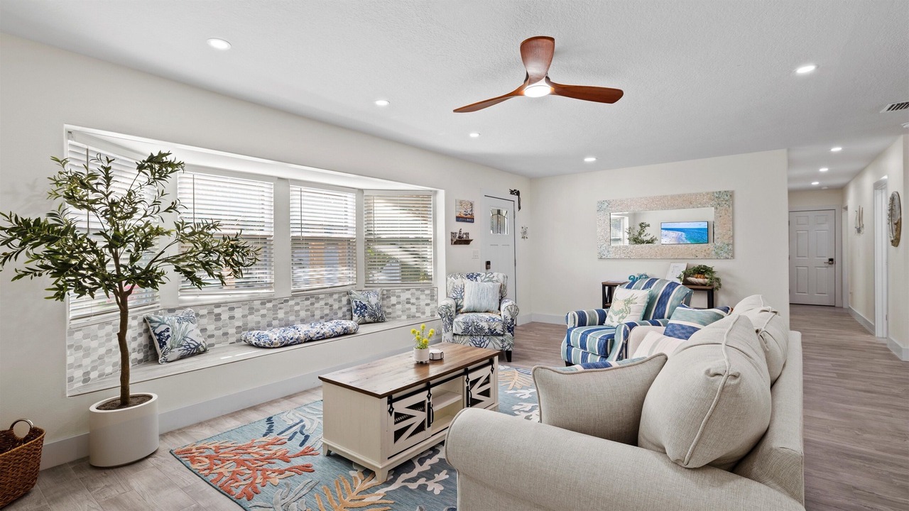 Photo of Livingroom in Palma Sola