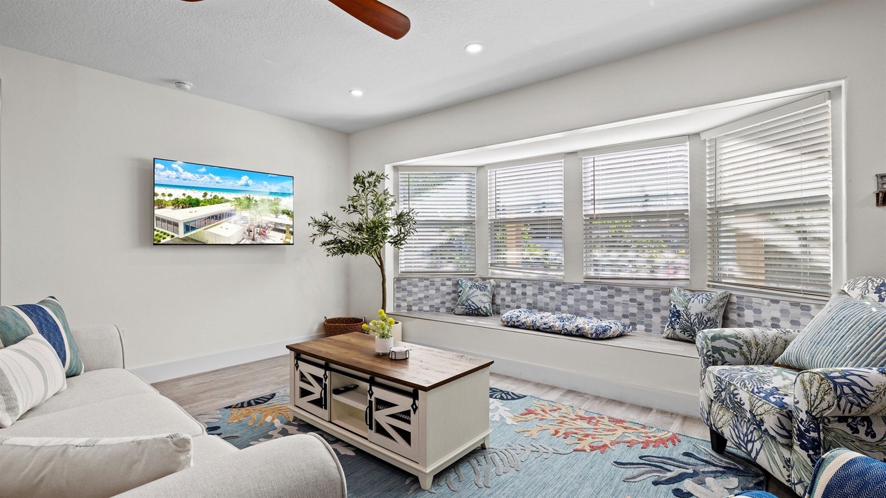 Photo of Livingroom in Palma Sola