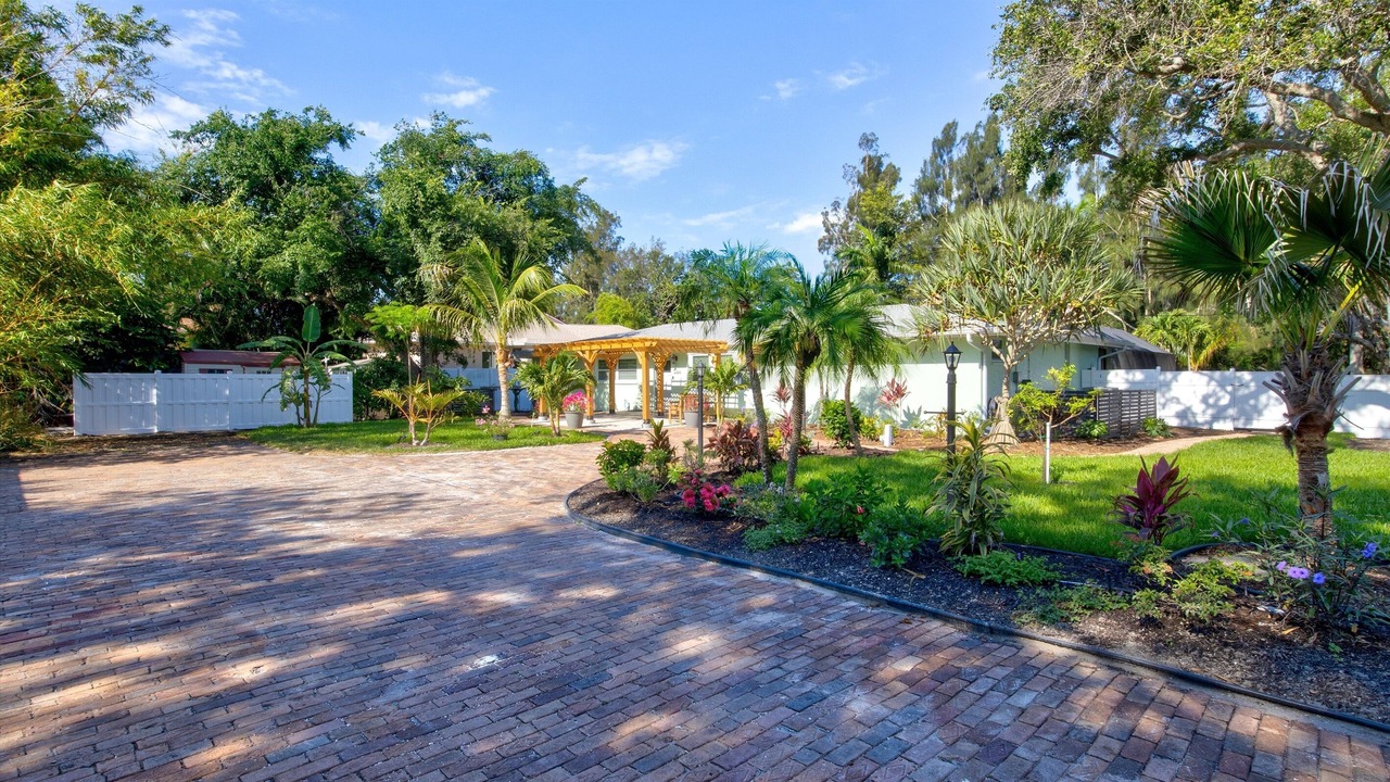 Photo of Others in Palma Sola