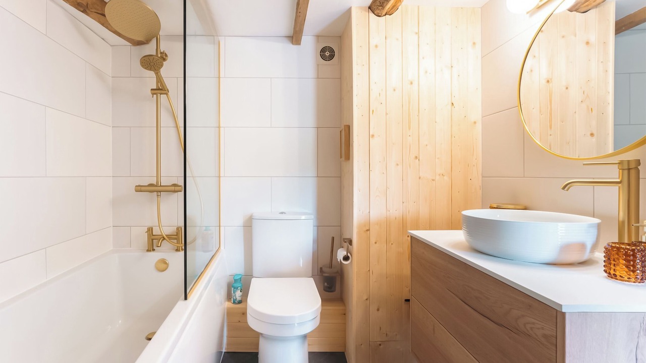 Photo of Bathroom in Combe Martin