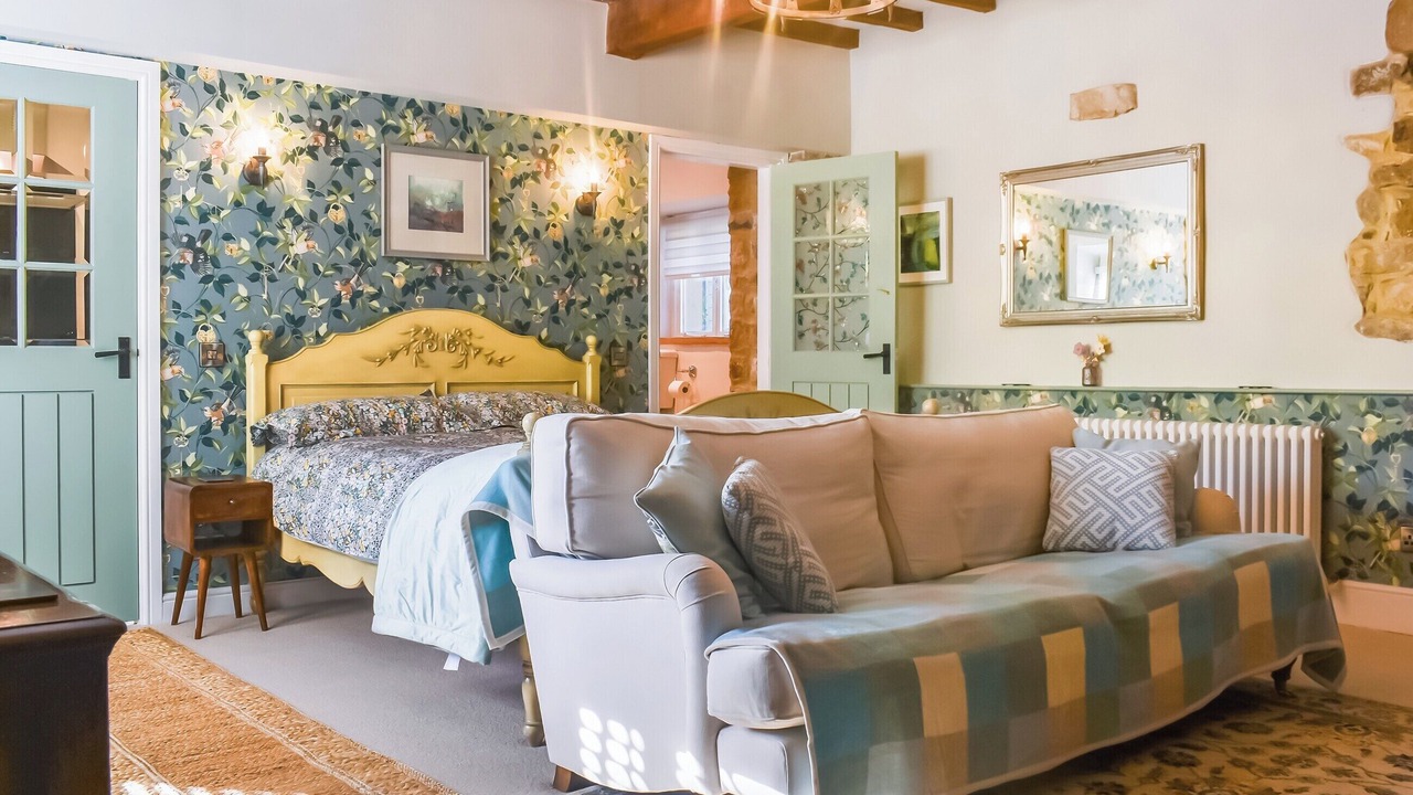 Photo of Others in Litton