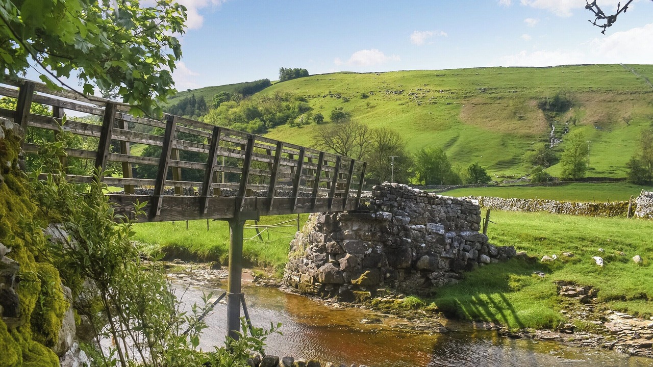 Photo of Others in Litton