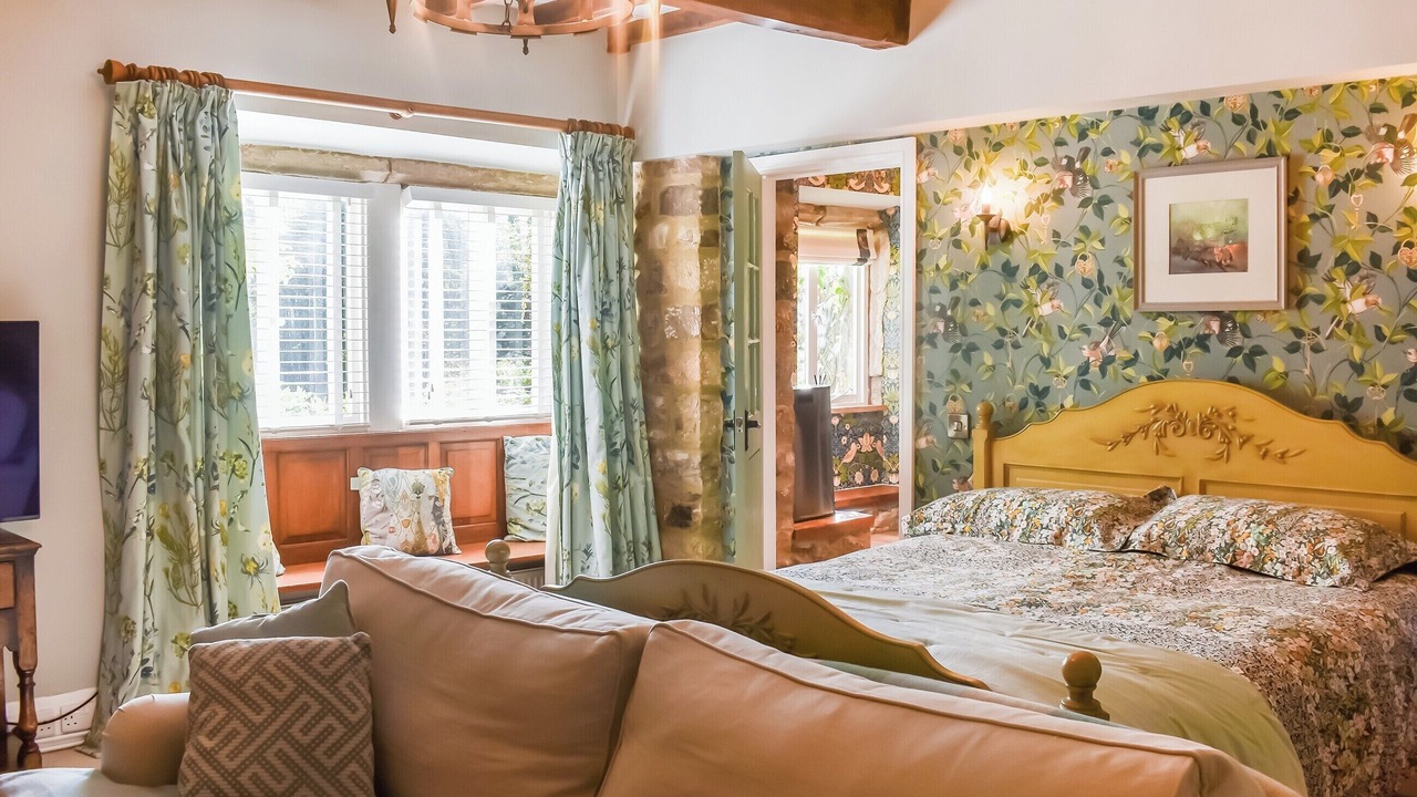 Photo of Others in Litton