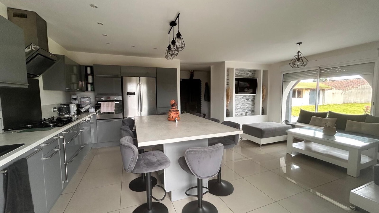 Photo of Kitchen in Lesparre-Medoc