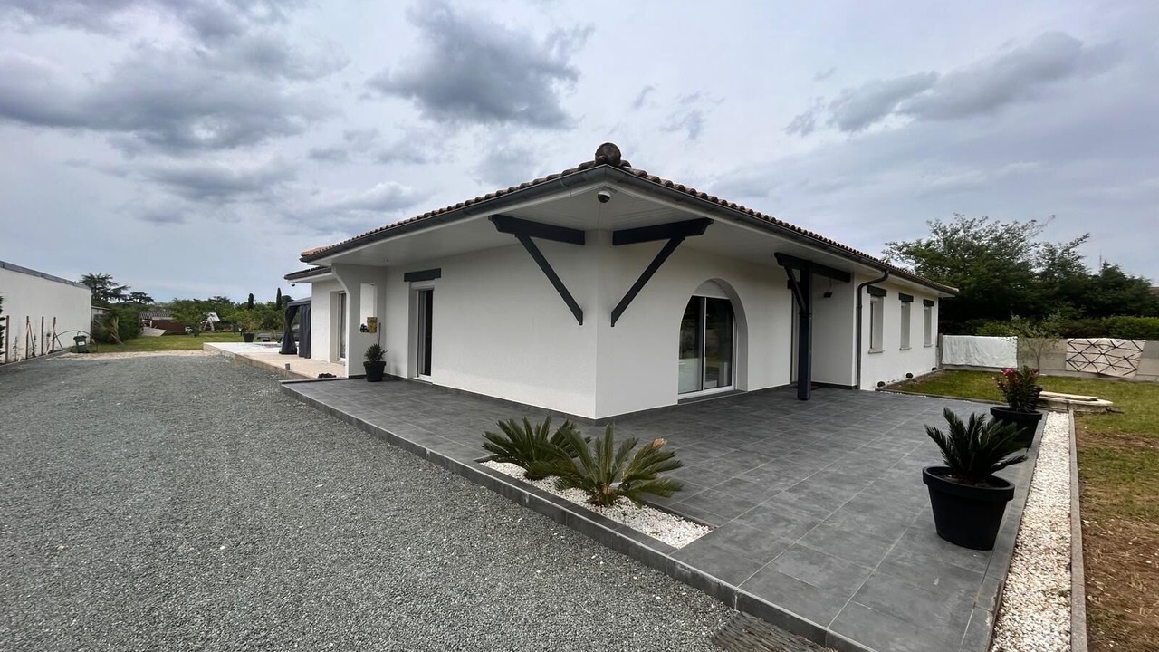 Photo of Outdoor in Lesparre-Medoc