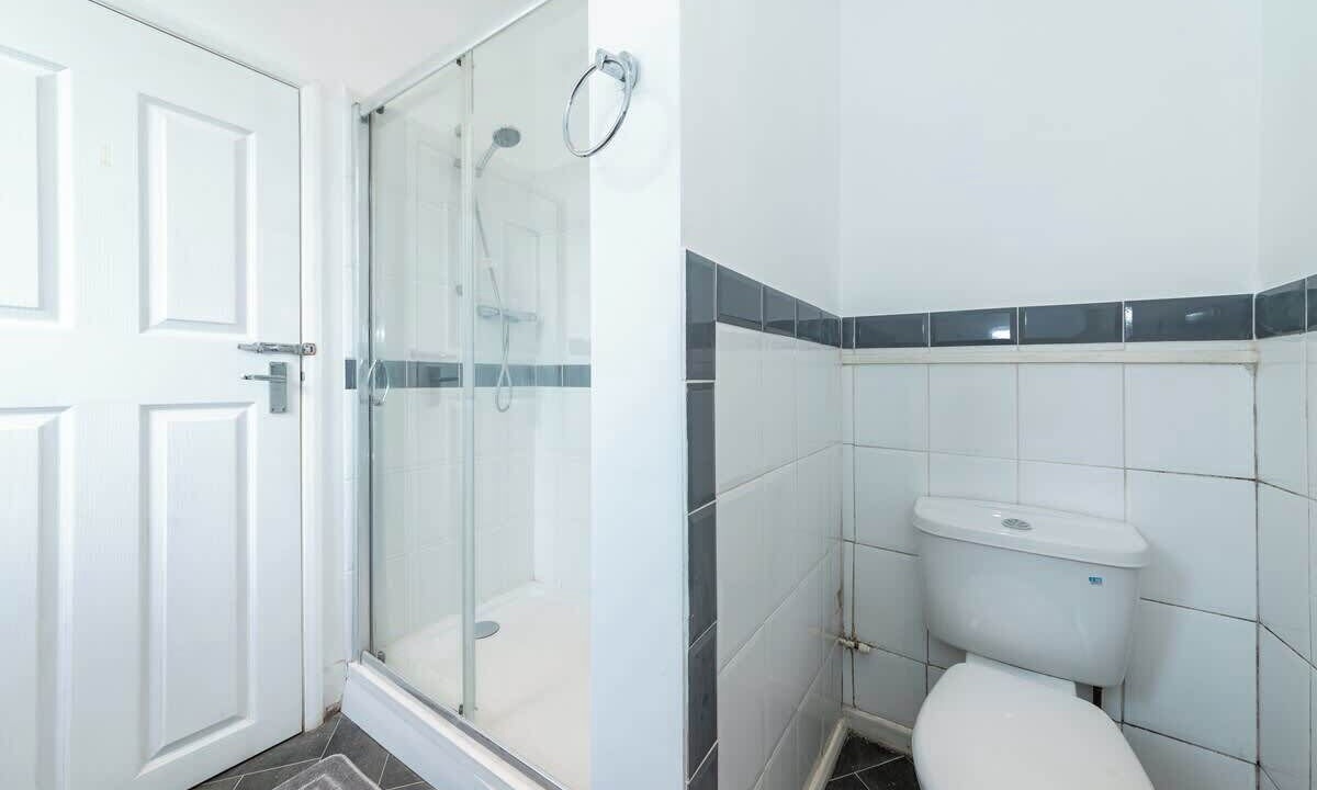 Photo of Bathroom in Caversham