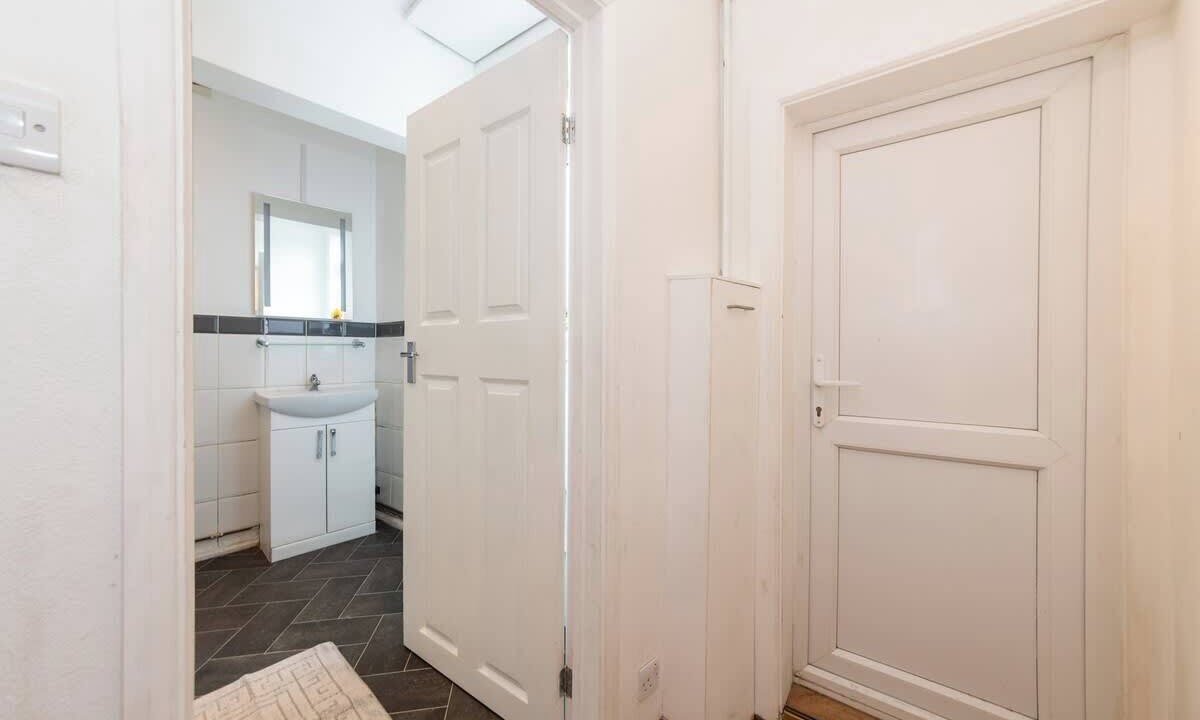 Photo of Bathroom in Caversham