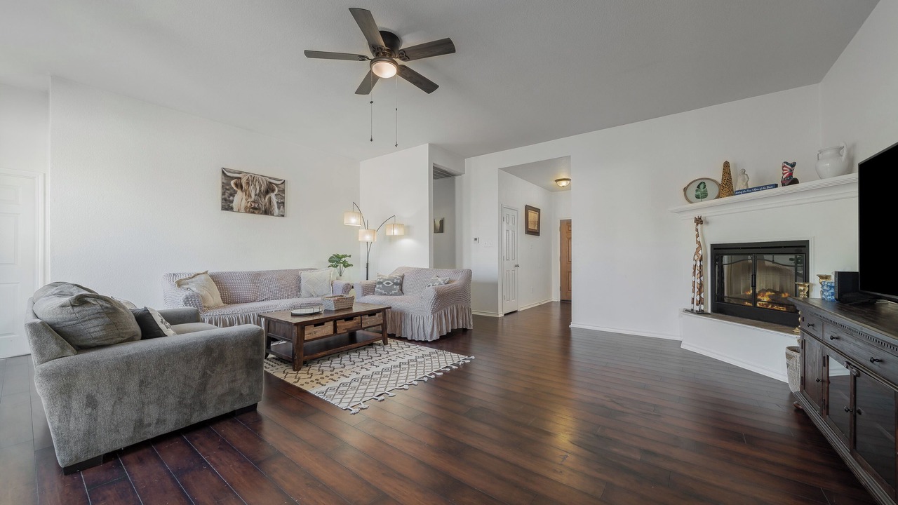 Photo of Livingroom in Wylie