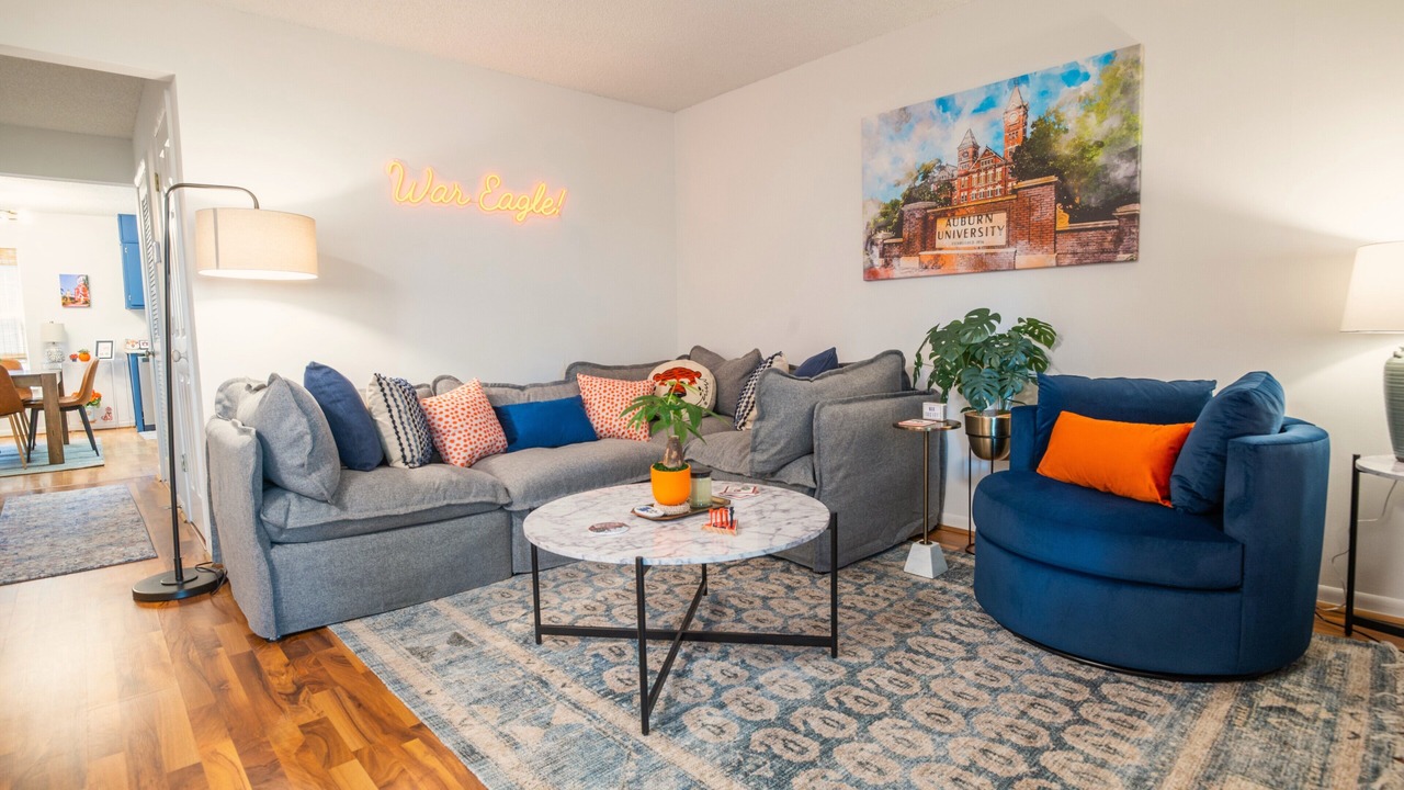 Photo of Livingroom in Auburn