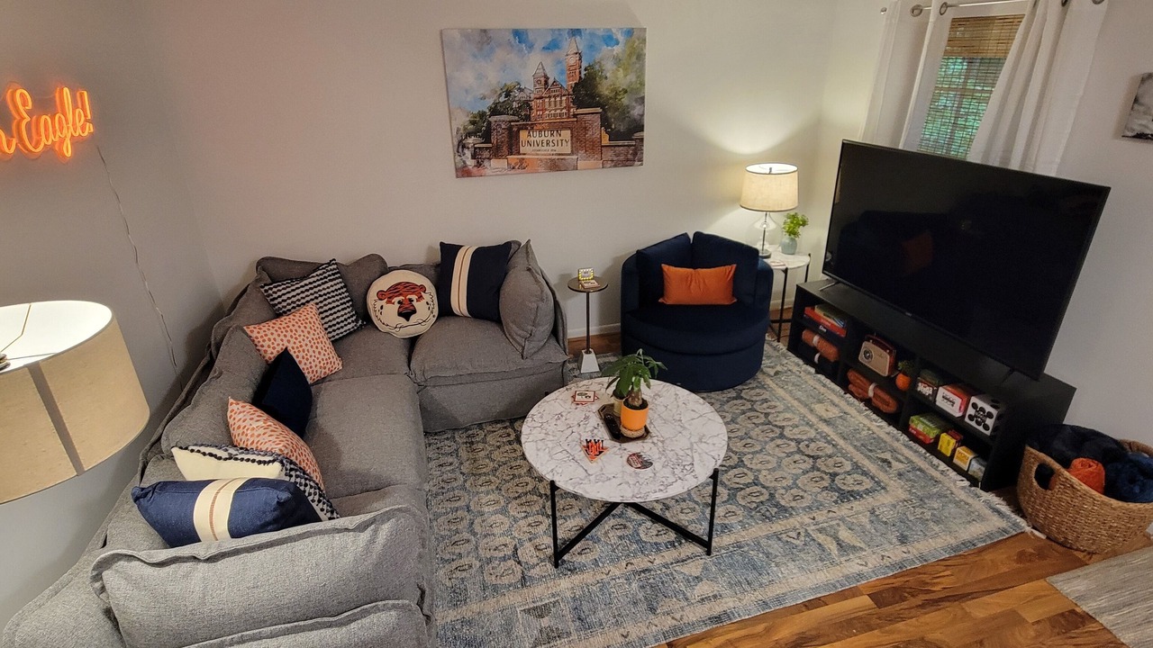 Photo of Livingroom in Auburn