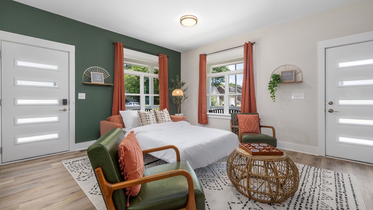 Photo of Bedroom in Downtown