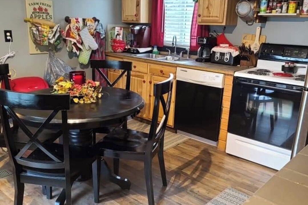 Photo of Kitchen in Flatwoods