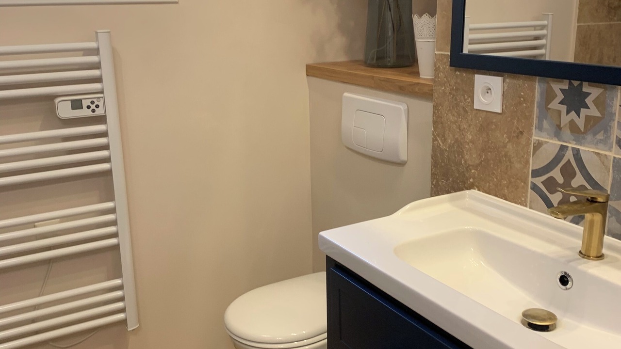 Photo of Bathroom in Roaillan