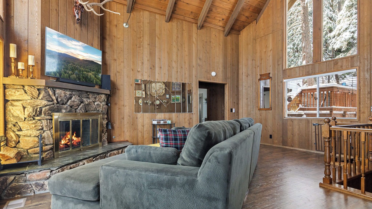 Photo of Bedroom in Blue Jay