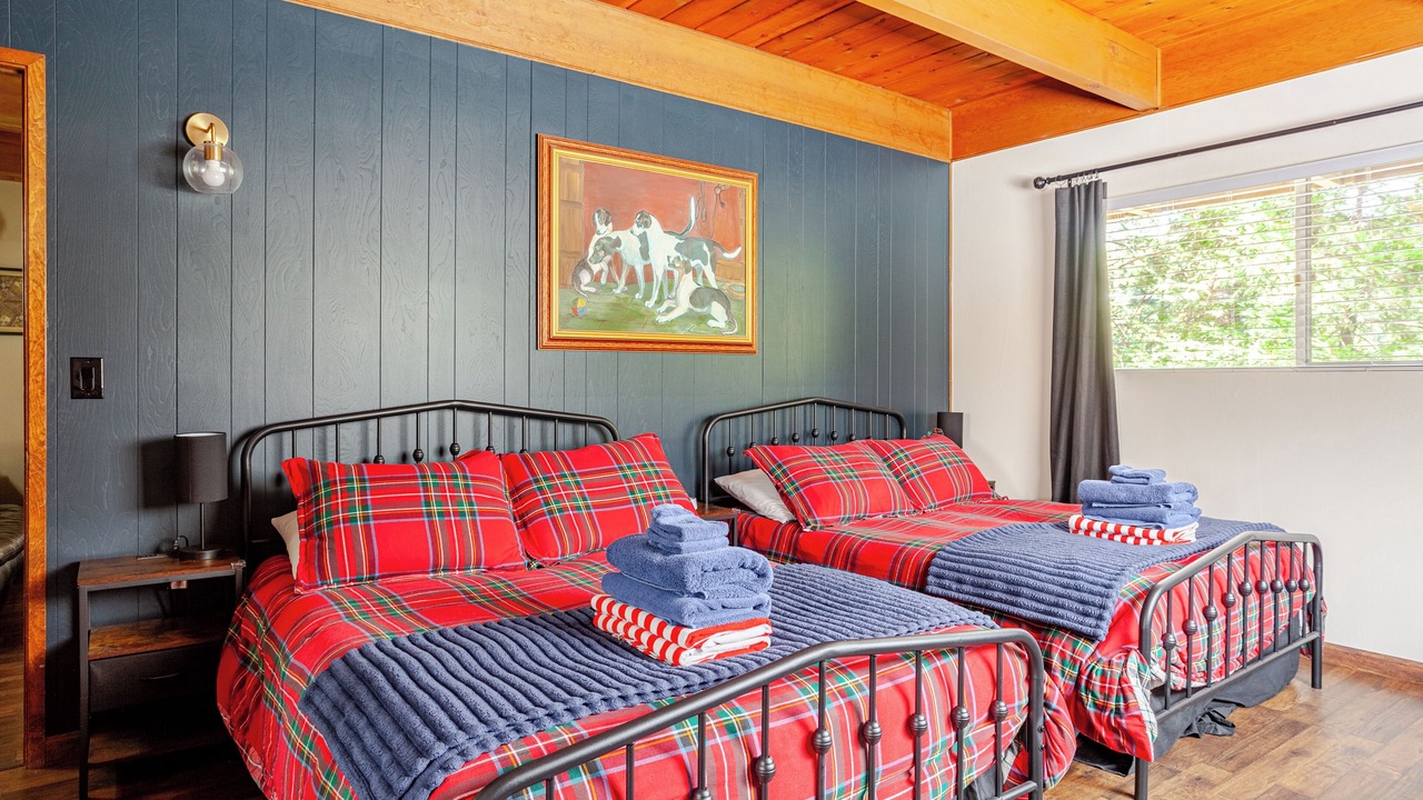 Photo of Bedroom in Blue Jay