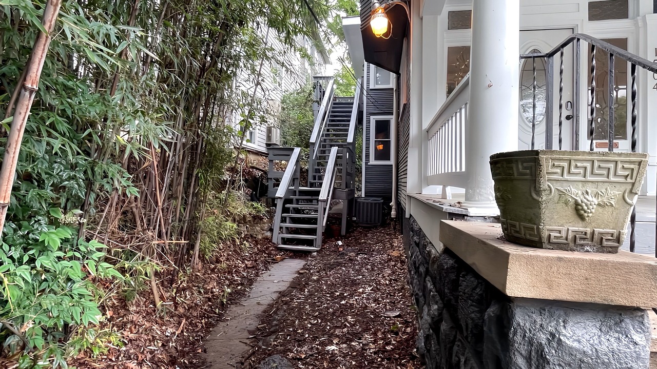 Photo of Outdoor in Five Points South
