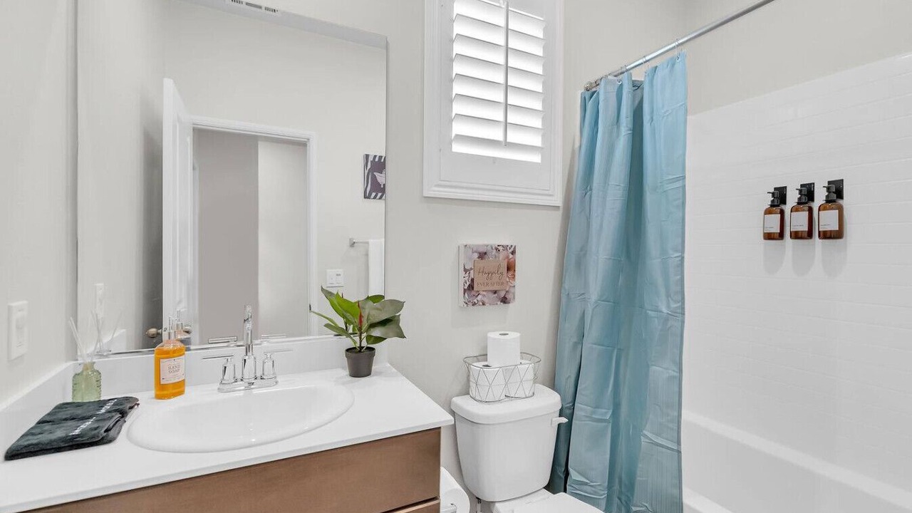 Photo of Bathroom in Moreno Valley