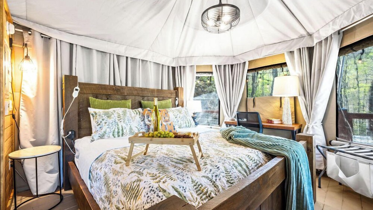 Photo of Bedroom in Cherokee