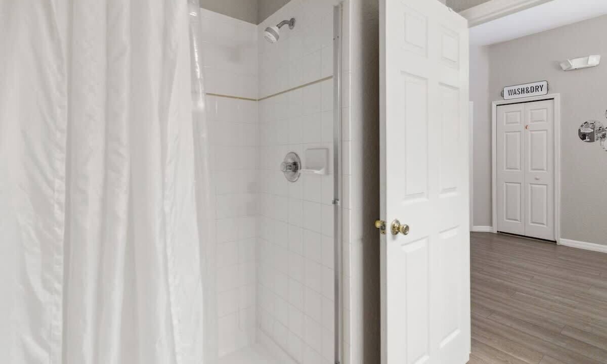 Photo of Bathroom in Bahama Bay