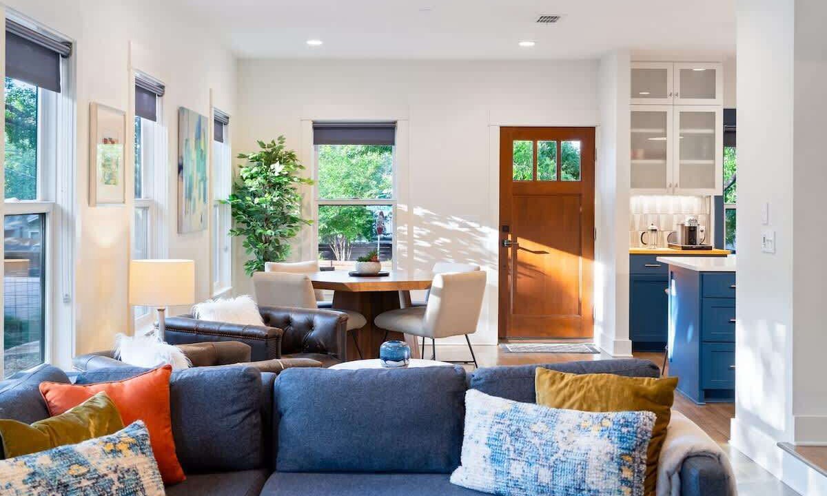 Photo of Bedroom in South River City