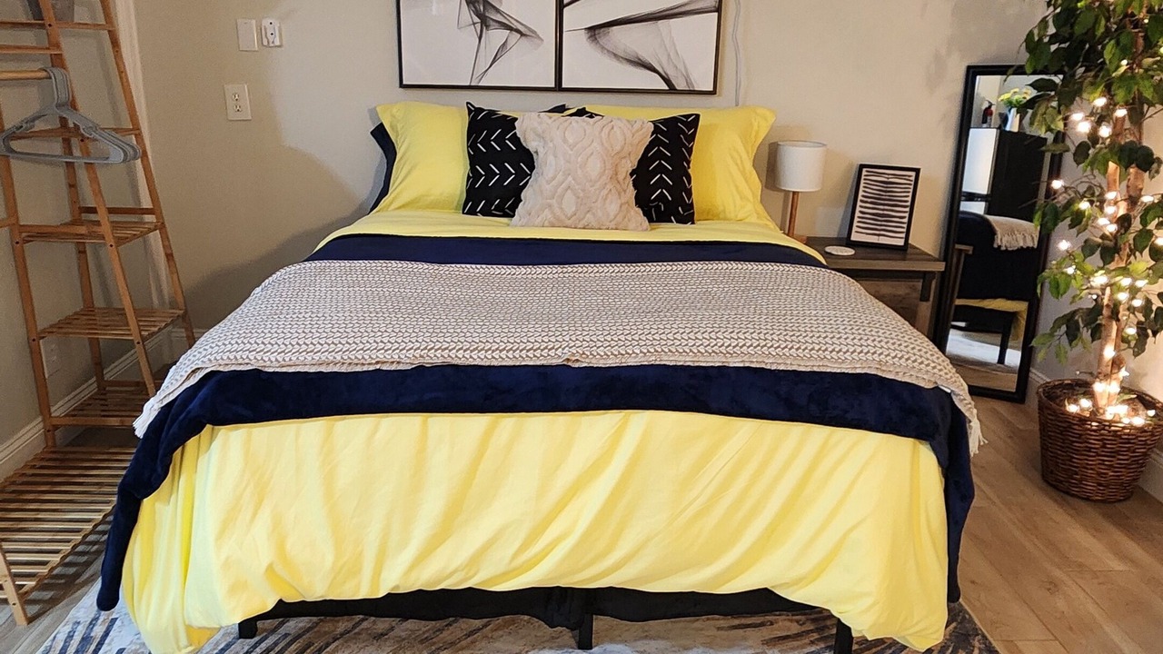 Photo of Bedroom in Huntington