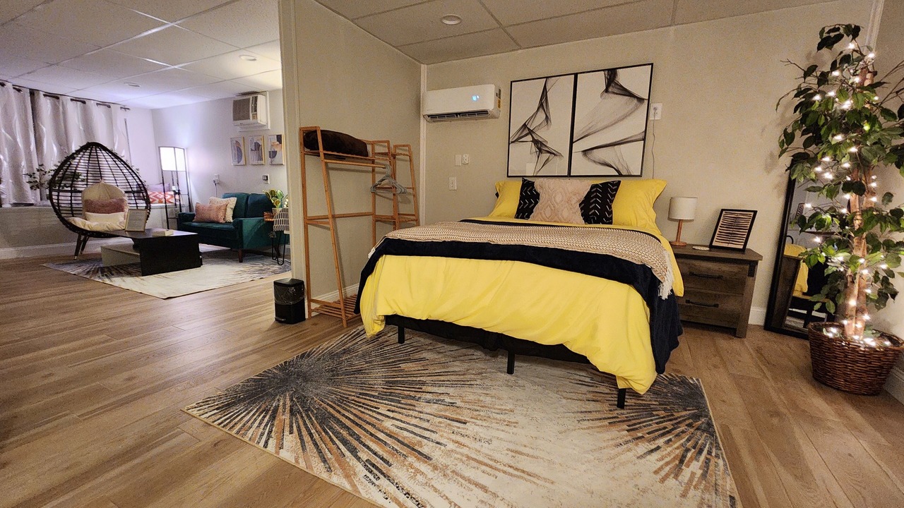 Photo of Bedroom in Huntington