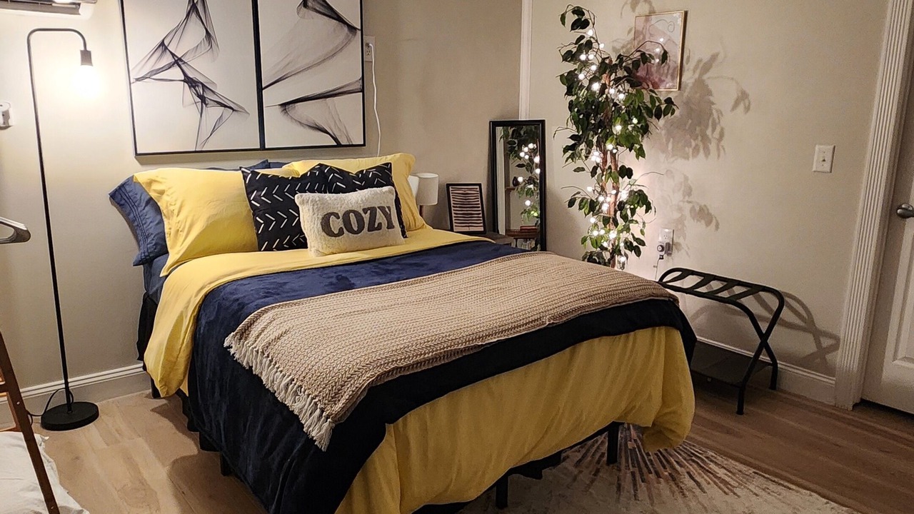 Photo of Bedroom in Huntington