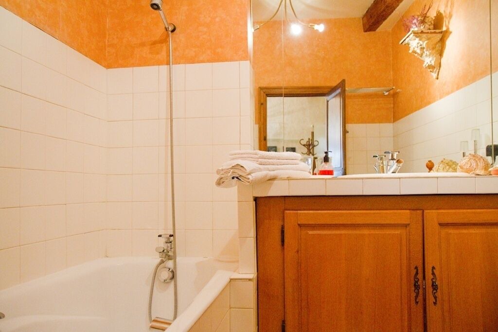 Photo of Bathroom in Saint-Etienne
