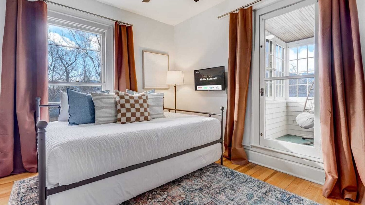 Photo of Bedroom in Old North End