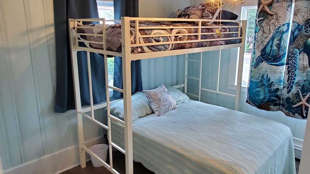 Photo of Bedroom in Beach Haven Gardens