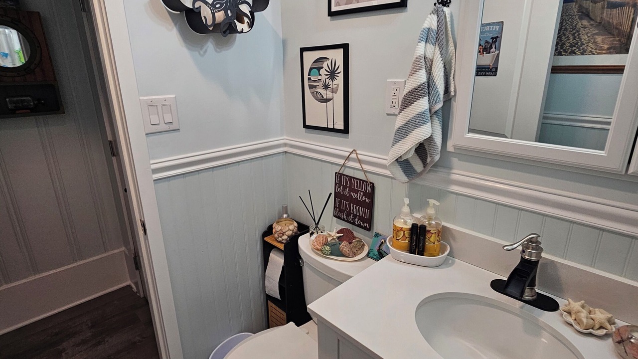 Photo of Bathroom in Beach Haven Gardens