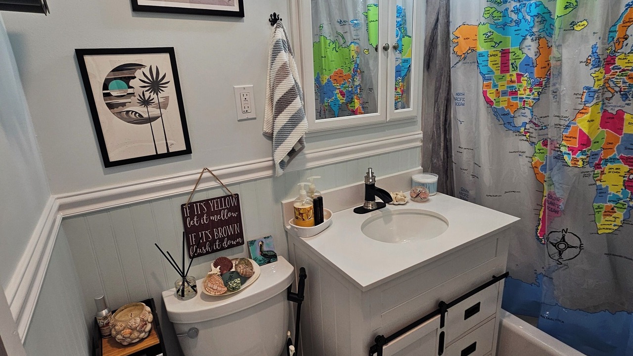 Photo of Bathroom in Beach Haven Gardens