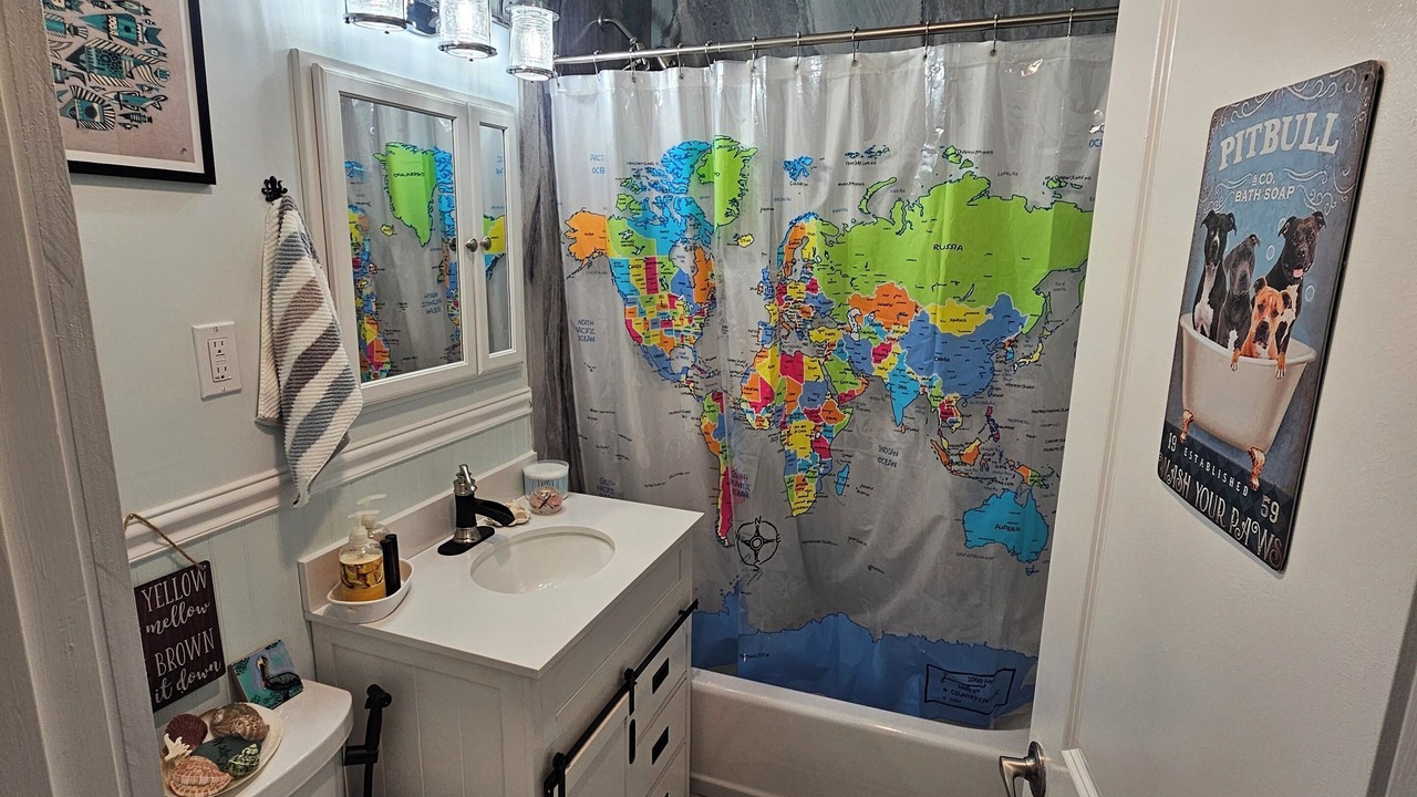 Photo of Bathroom in Beach Haven Gardens