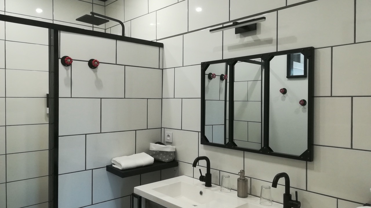 Photo of Bathroom in Granges-dAns