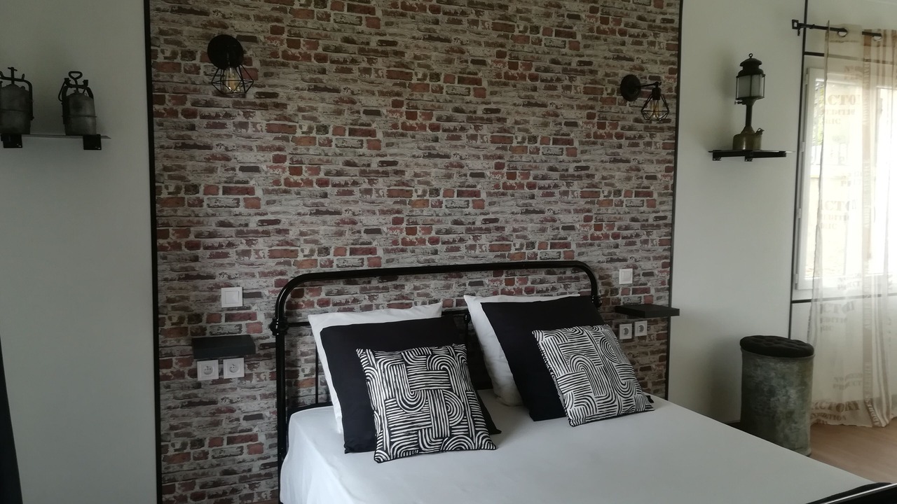 Photo of Bedroom in Granges-dAns