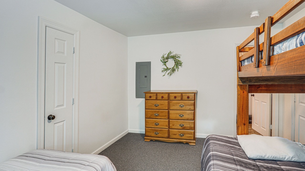 Photo of Bedroom in Lake Ozark