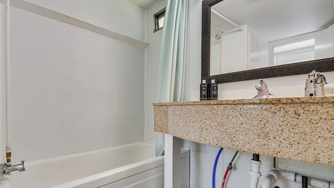 Photo of Bathroom in Semora